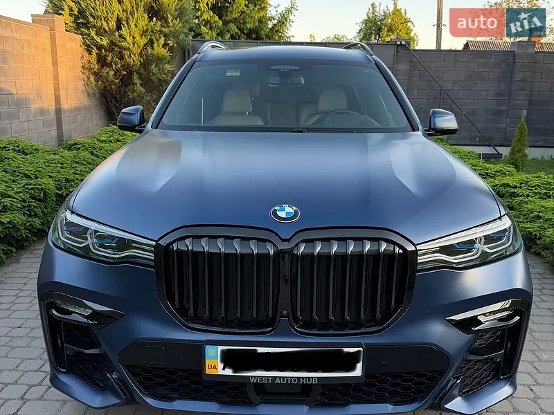 BMW X7 2021
