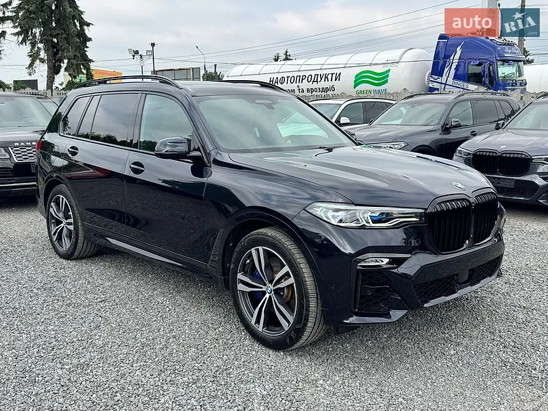 BMW X7