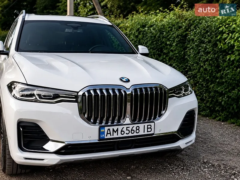 BMW X7