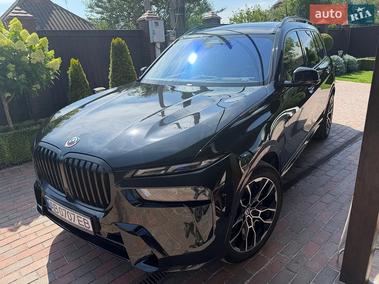 2022 BMW X7 - фото 1