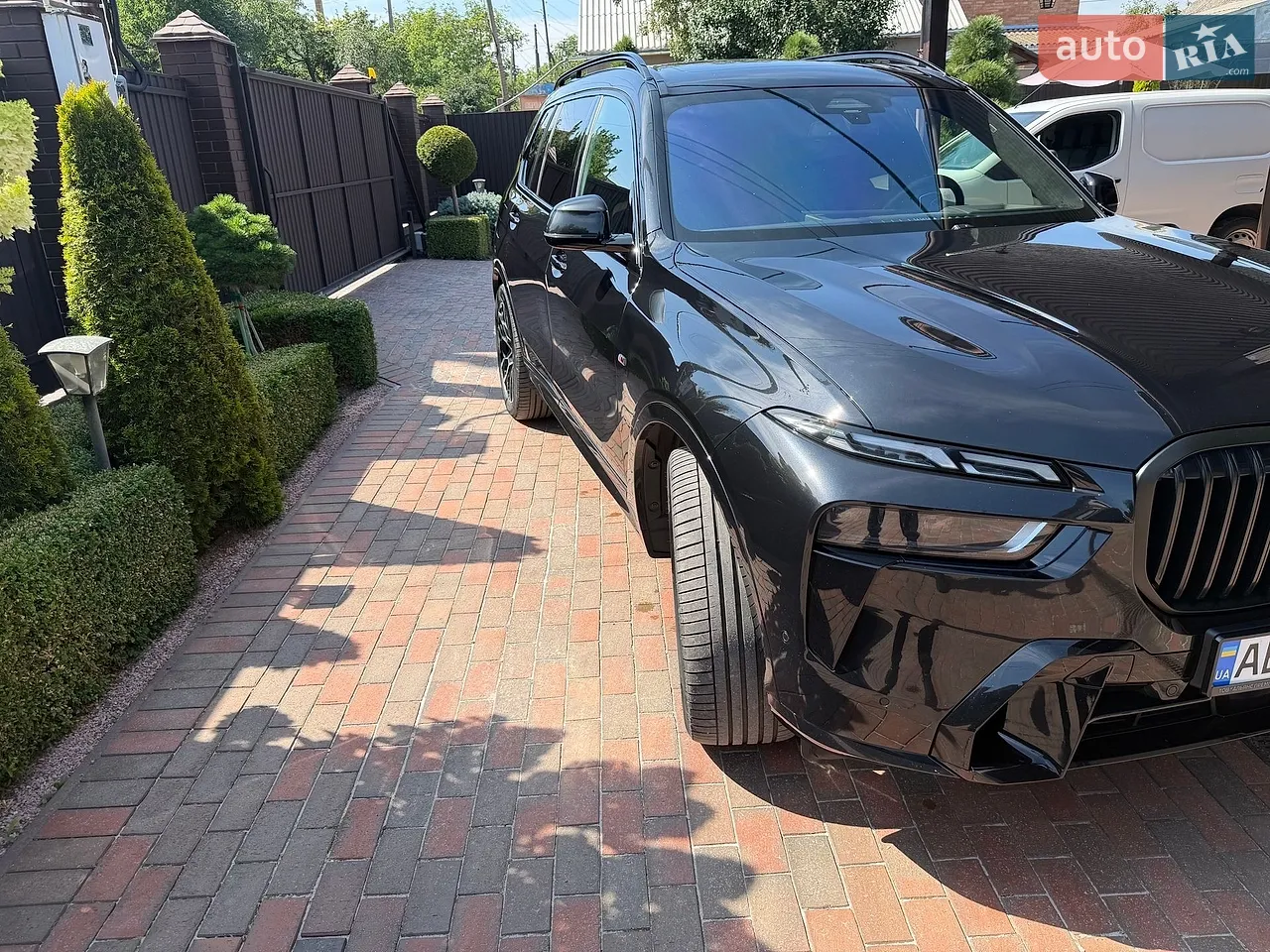2022 BMW X7 - мініатюра 3