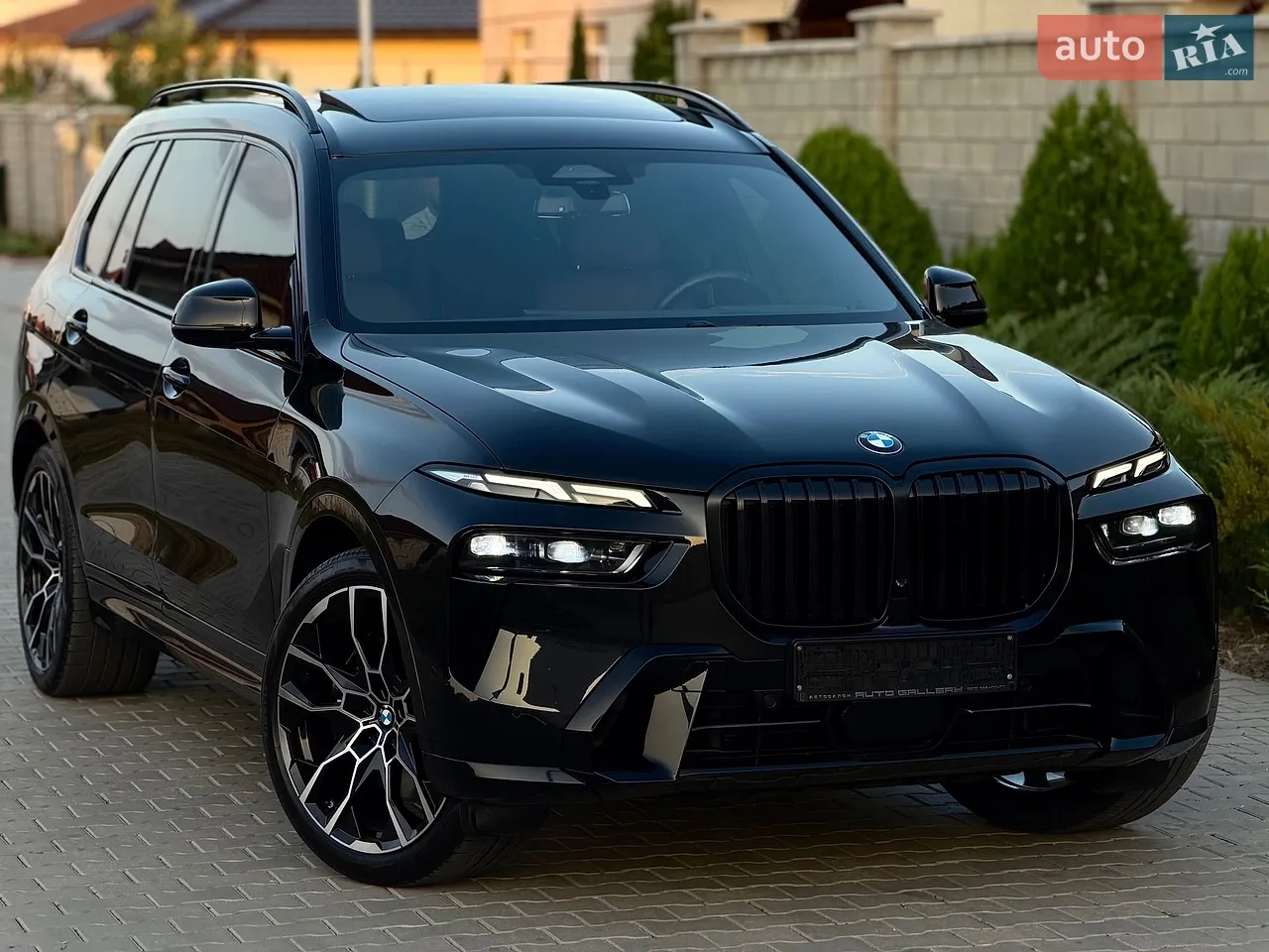 2023 BMW X7 - фото 1