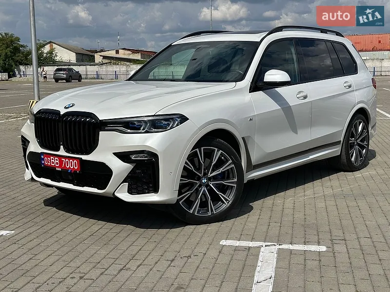 BMW X7 2021