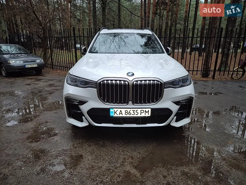BMW X7