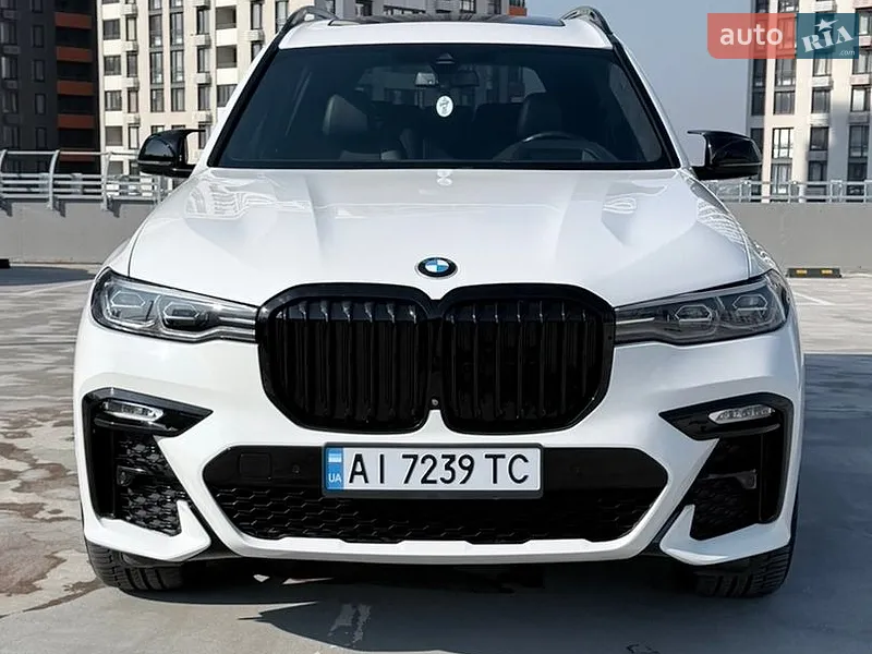 BMW X7