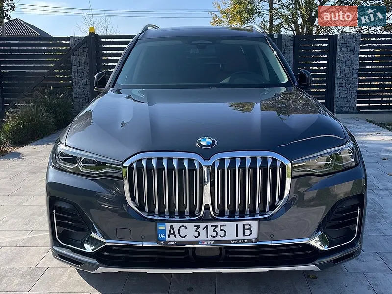 BMW X7