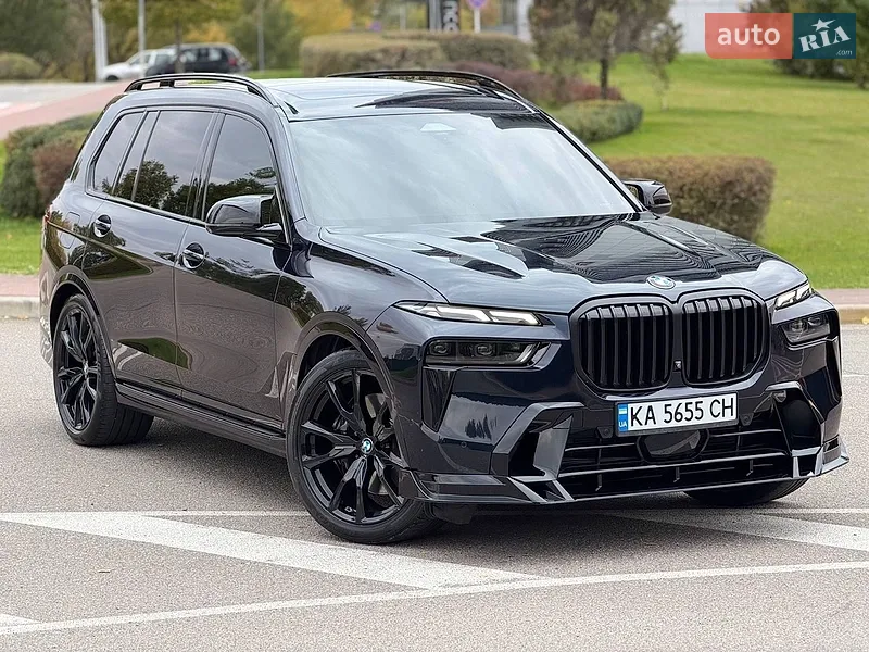BMW X7 2025