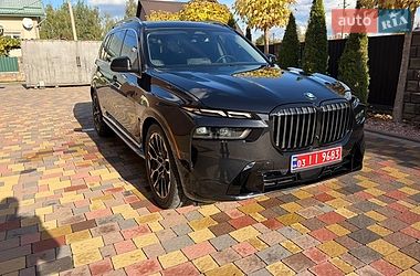 Позашляховик / Кросовер BMW X7 2023 в Сарнах