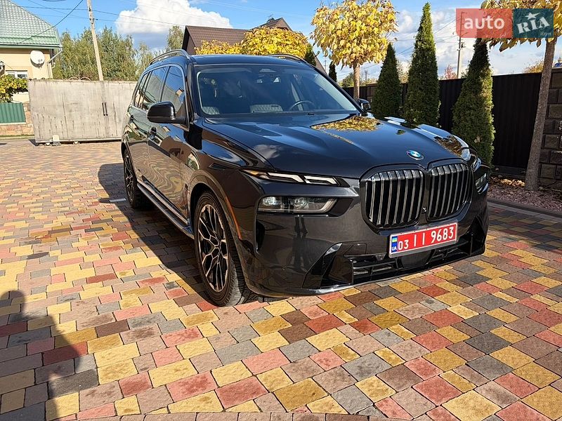 Позашляховик / Кросовер BMW X7 2023 в Сарнах