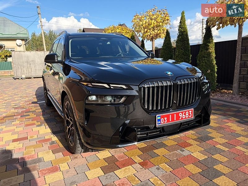 Позашляховик / Кросовер BMW X7 2023 в Сарнах