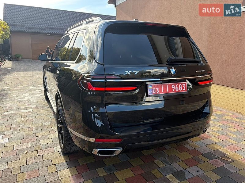 Позашляховик / Кросовер BMW X7 2023 в Сарнах