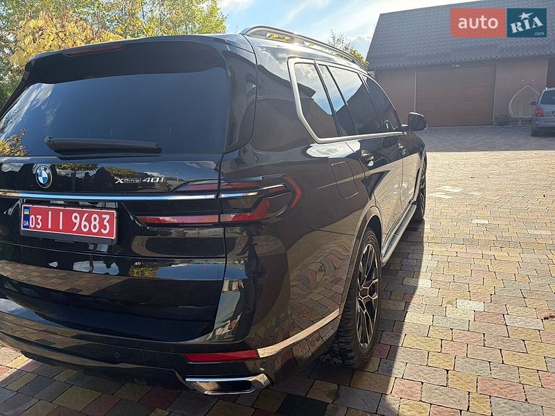 Позашляховик / Кросовер BMW X7 2023 в Сарнах