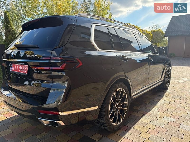 Позашляховик / Кросовер BMW X7 2023 в Сарнах
