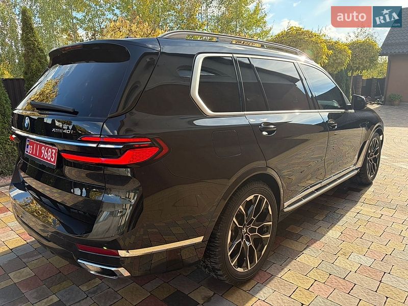 Позашляховик / Кросовер BMW X7 2023 в Сарнах