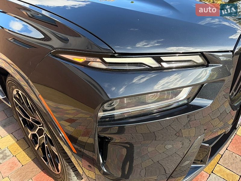 Позашляховик / Кросовер BMW X7 2023 в Сарнах