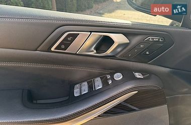 Позашляховик / Кросовер BMW X7 2023 в Сарнах
