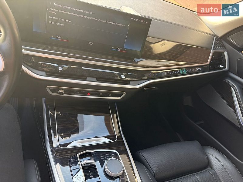 Позашляховик / Кросовер BMW X7 2023 в Сарнах