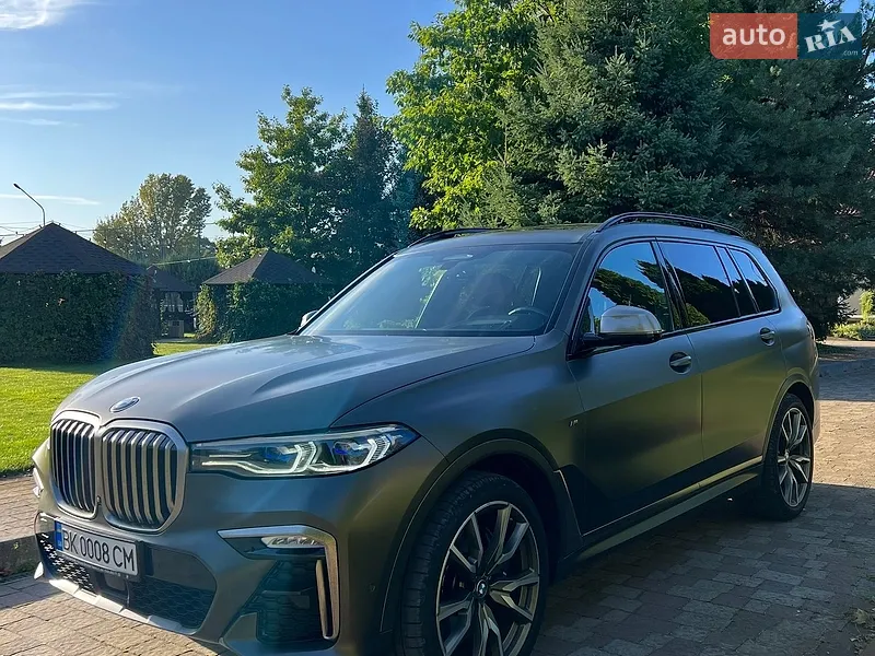 BMW X7