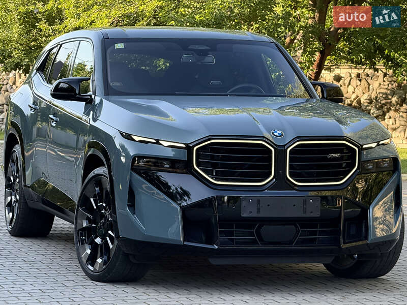 BMW XM
