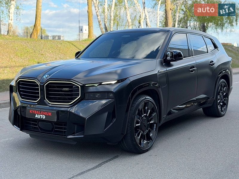 BMW XM