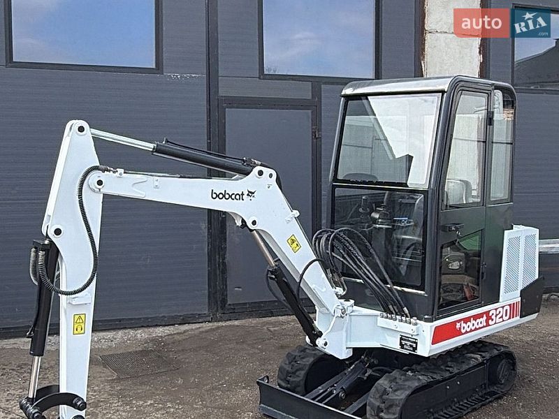 Спецтехника Bobcat 320