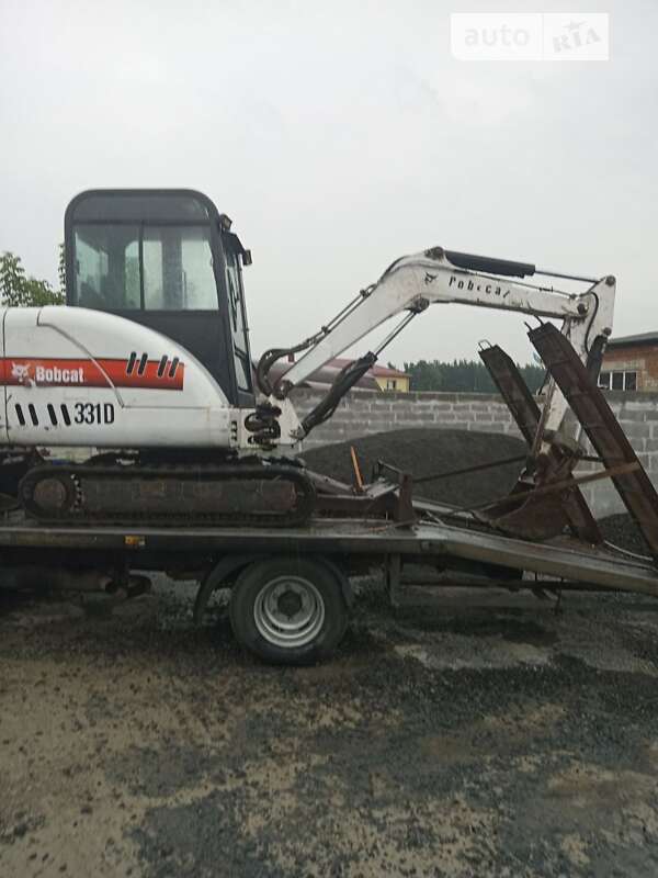 Bobcat 331