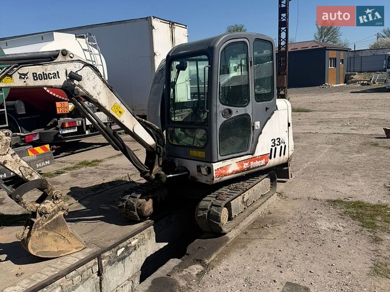 Миниэкскаватор Bobcat 334