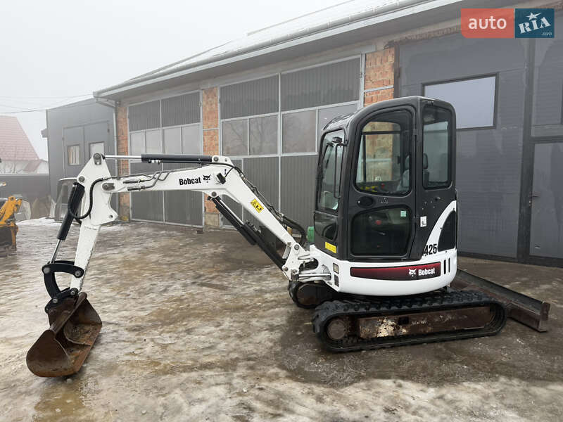 Bobcat 425