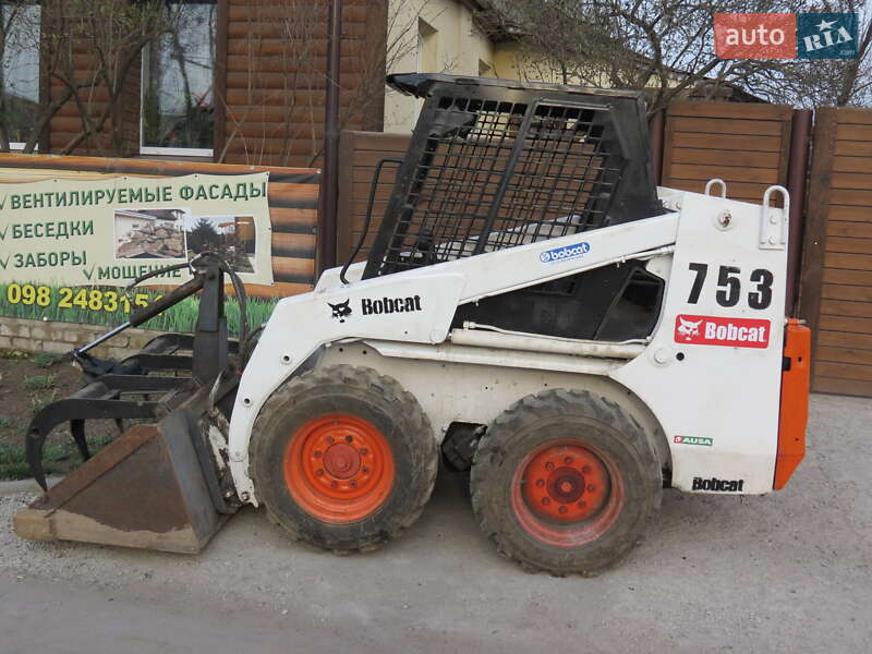 Bobcat 753