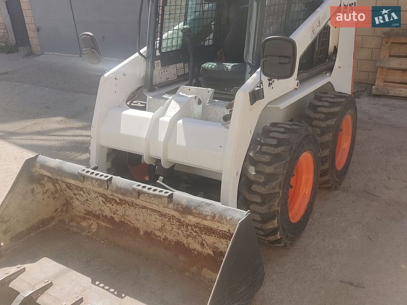 Минипогрузчик Bobcat 753