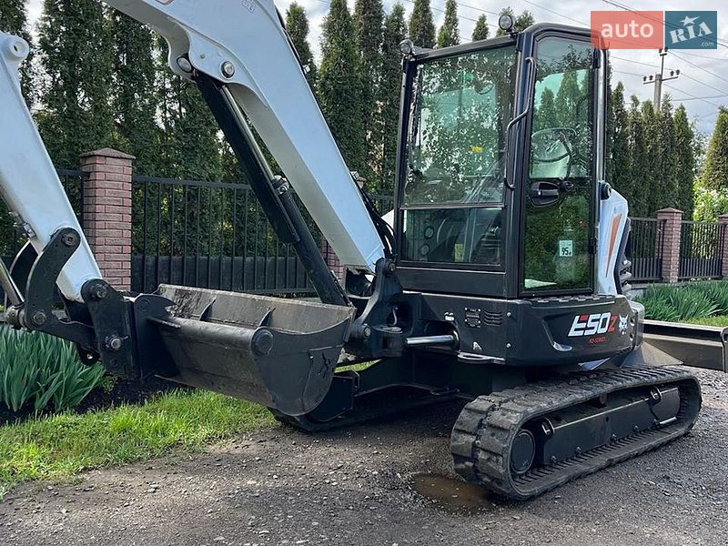 Bobcat Е50