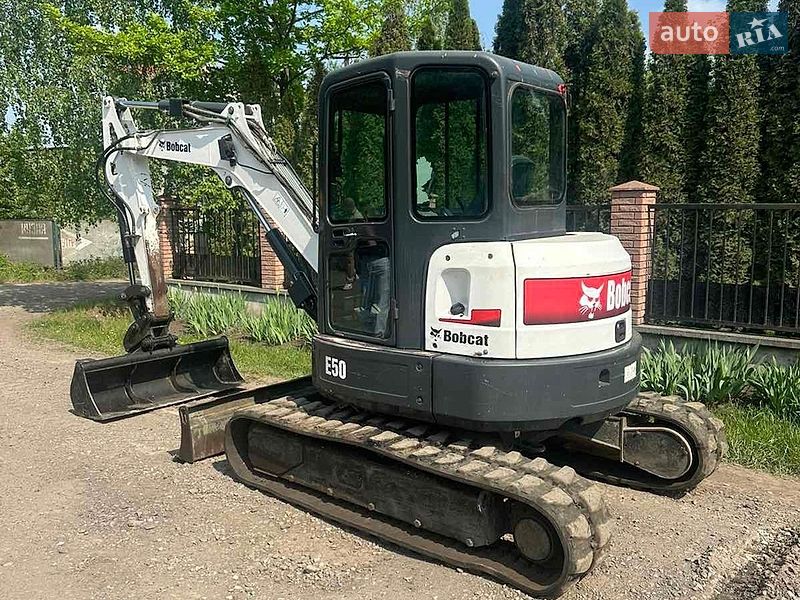 Міні-екскаватор Bobcat Е50