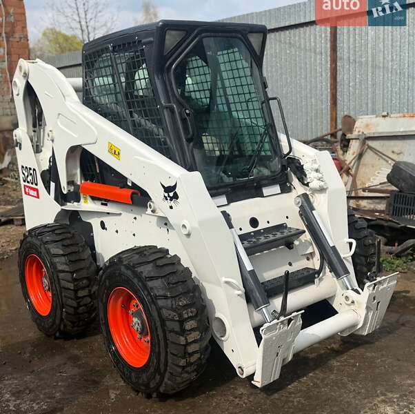 Спецтехника Bobcat S250