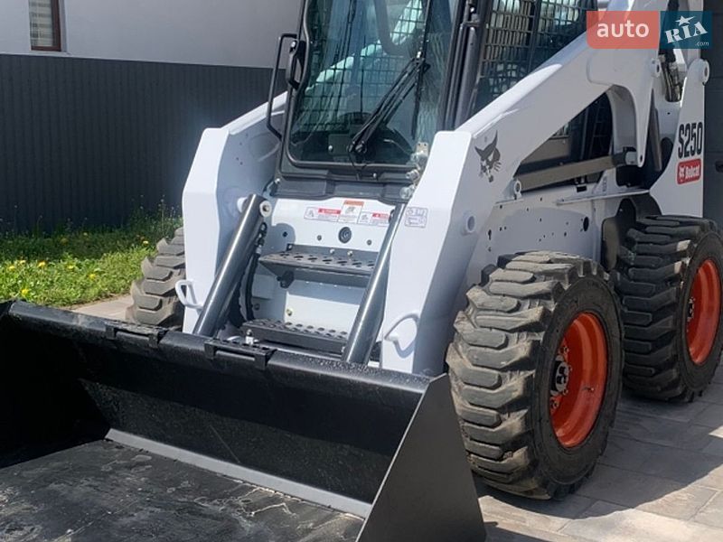 Bobcat S250