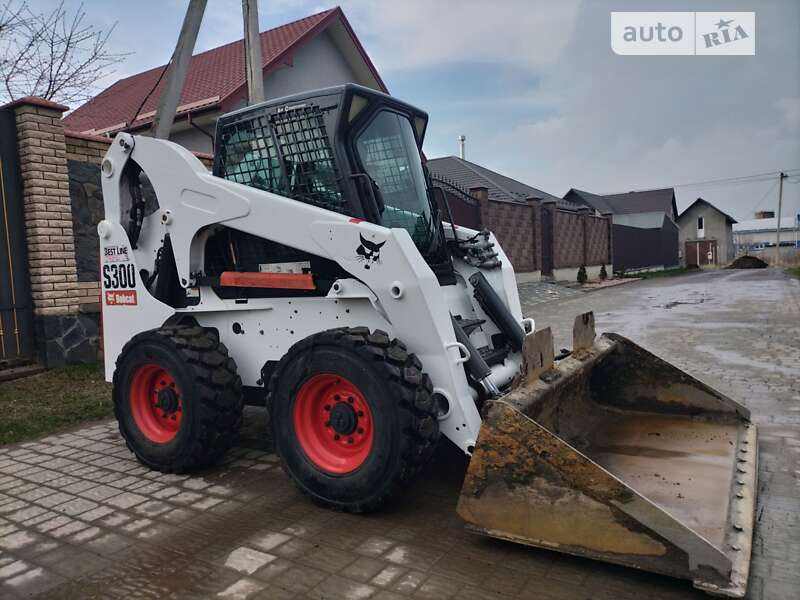 Bobcat S300