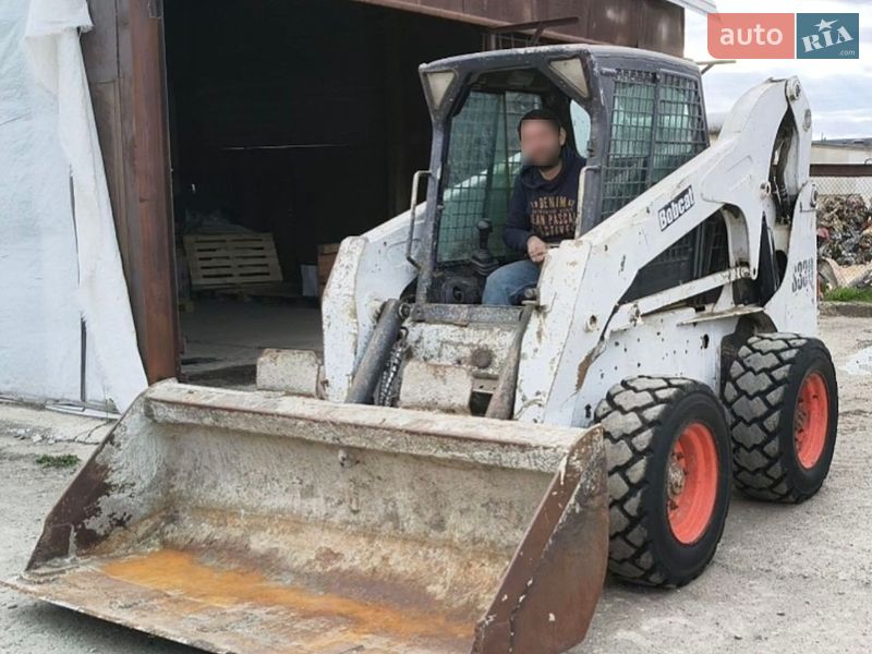 Bobcat S330