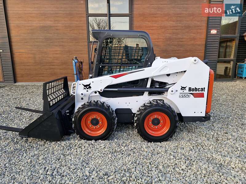 Минипогрузчик Bobcat S550