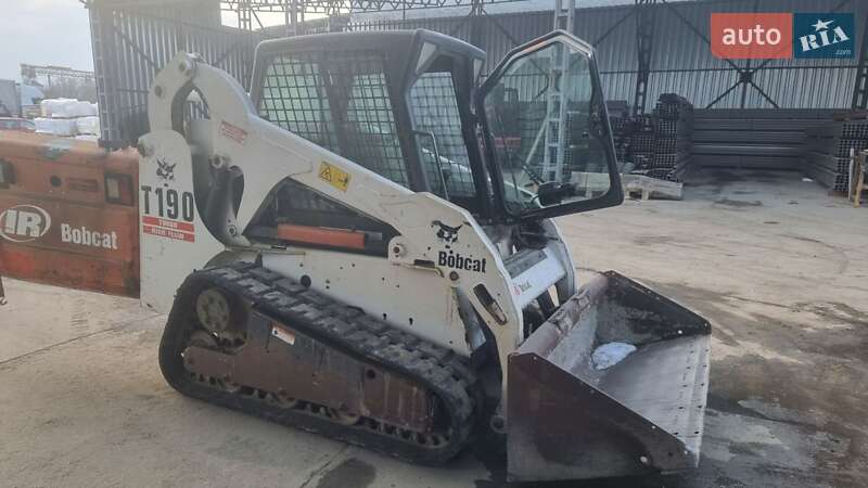 Bobcat T190