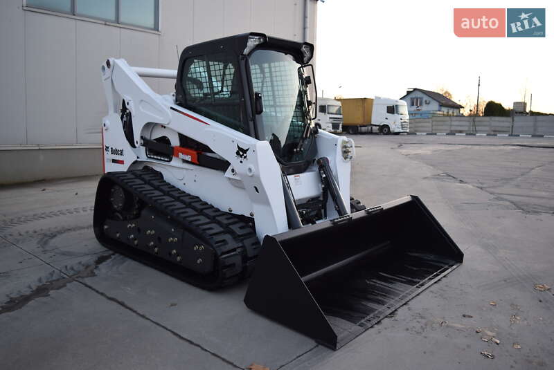 Bobcat T870