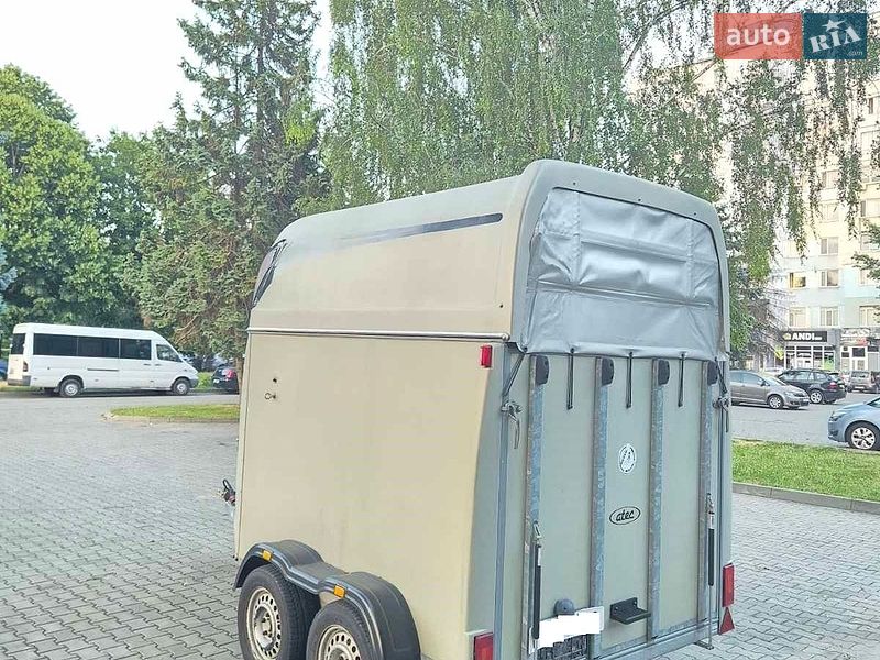 Для перевезення тварин - прицеп Bockmann Master 2006 в Чернівцях фото 7 Для перевезення тварин - прицеп Bockmann Master 2006 в Чернівцях