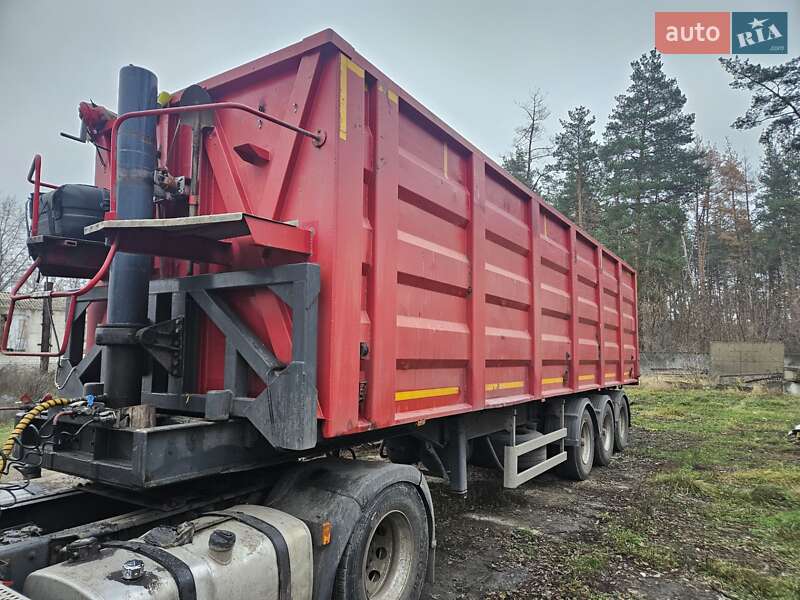 Зерновоз - полуприцеп Bodex Полуприцеп