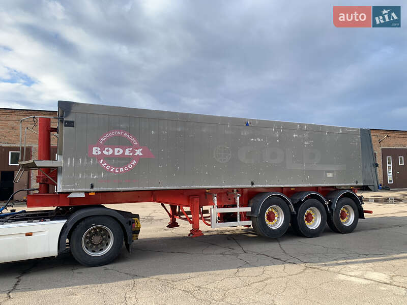 Самоскид напівпричіп Bodex SAF