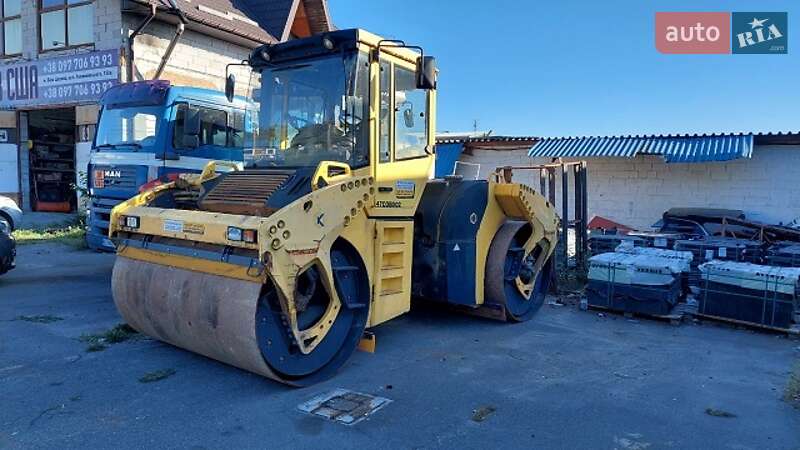 Bomag BW 203 AD-4