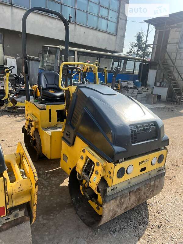 Bomag BW-90