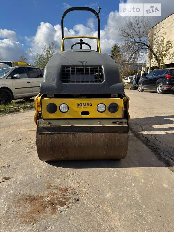 Дорожный каток Bomag BW-90