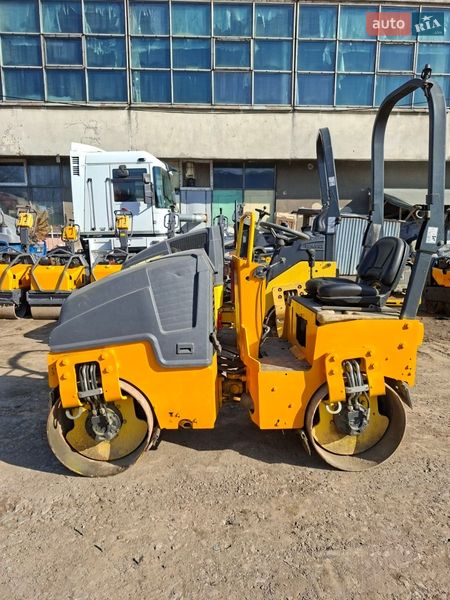 Дорожный каток Bomag BW-90