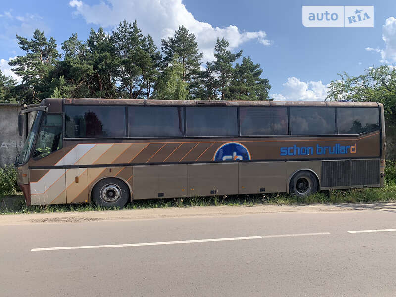 Туристический / Междугородний автобус BOVA FHD