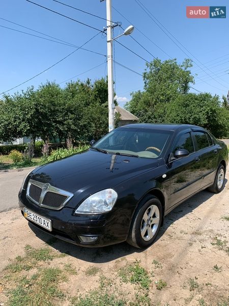 Седан Brilliance M1