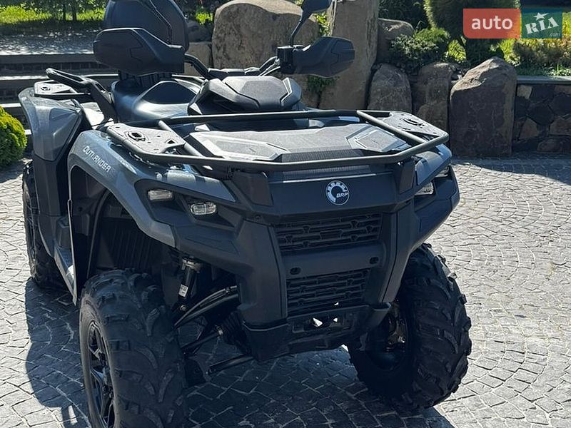 Квадроцикл  утилитарный BRP 700