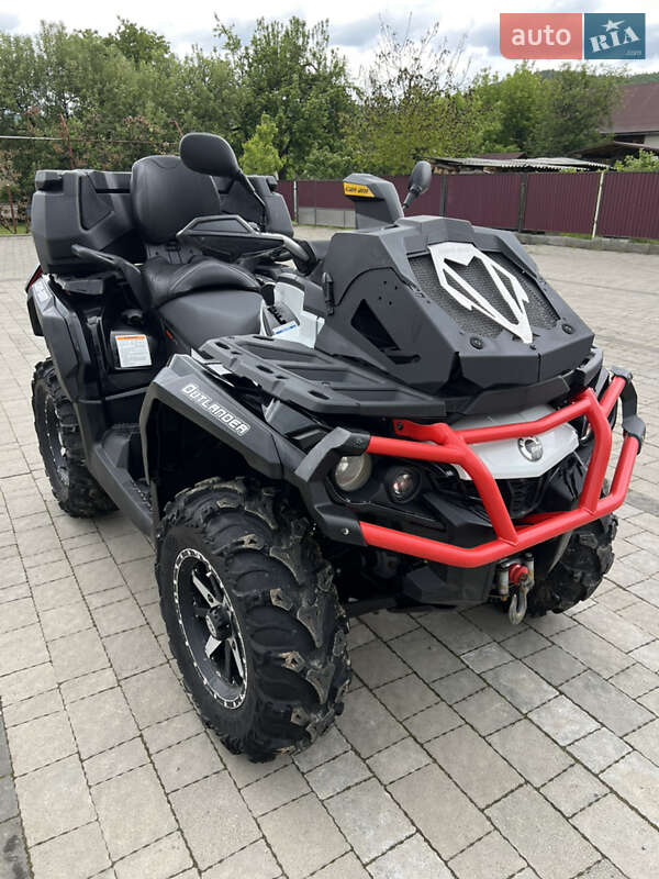 Квадроцикл спортивный BRP Can Am